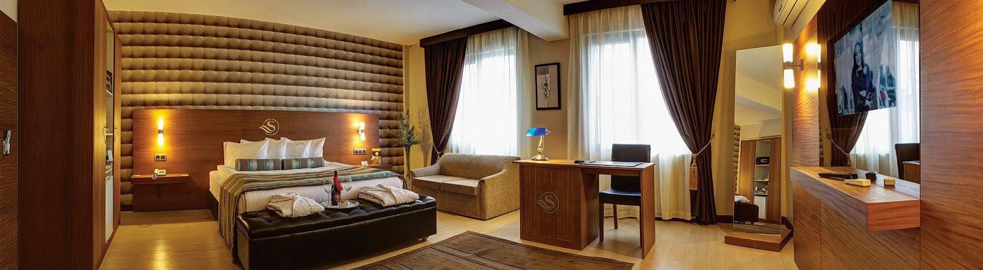 Susuzlu Atlantis Hotel Σμύρνη Εξωτερικό φωτογραφία